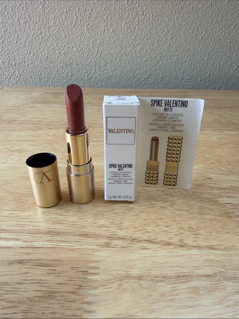 Valentino 134R Mini Spike Matte Lipstick NIB - Picture 1 of 13